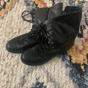 Nonslip combat boot size 10
